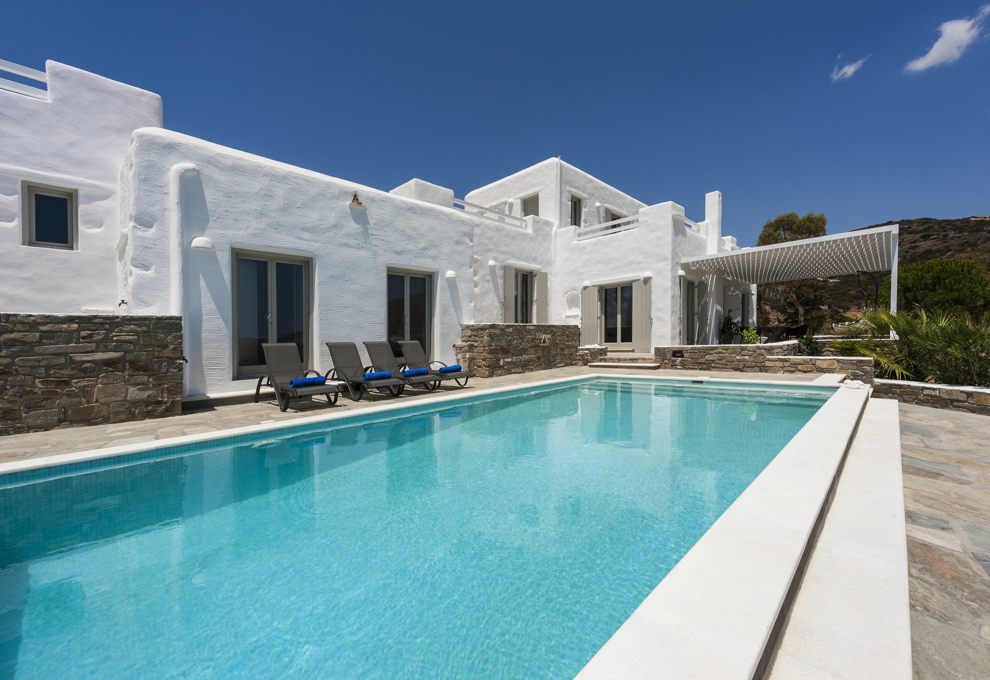 Niriides Luxury Villas Alikí المظهر الخارجي الصورة